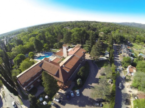  Hotel Edelweiss  Вилла Генерал Белграно